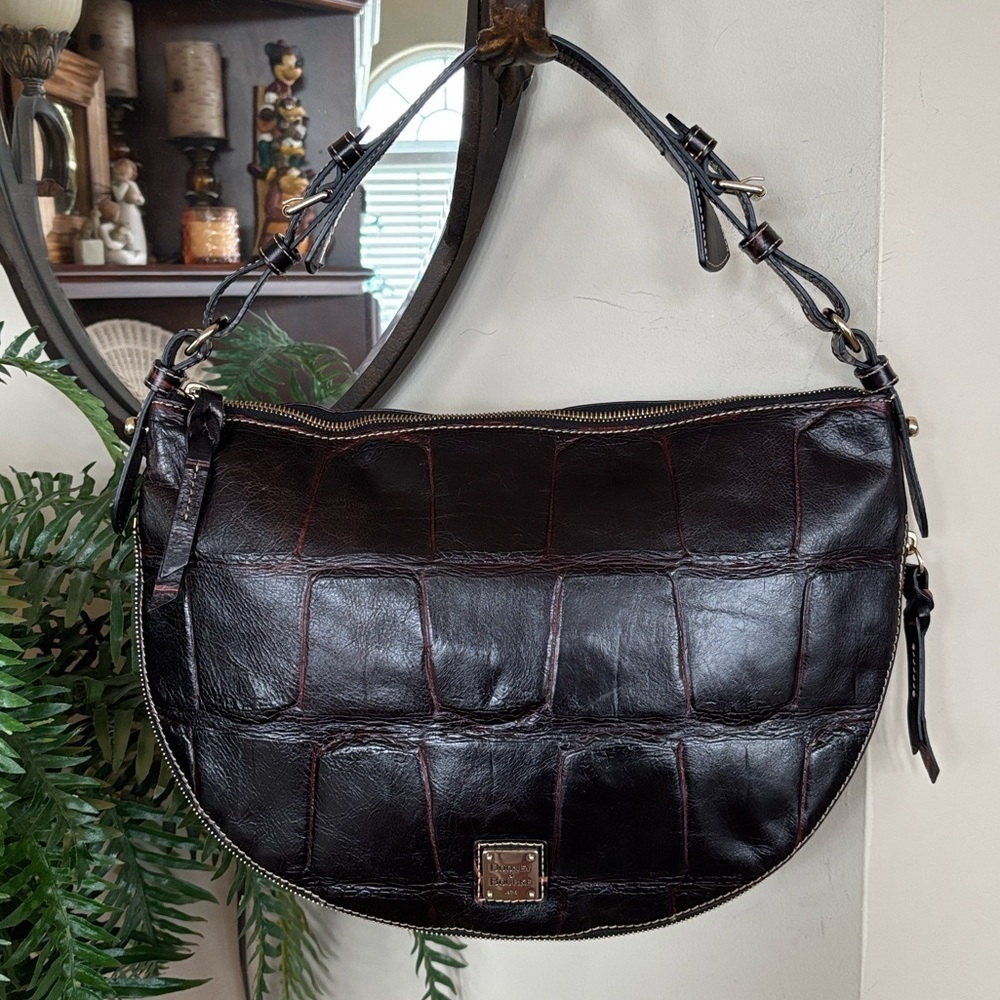 Dooney & Bourke Luna Hobo Bag Black Crocodile-Embossed Leather Expandable Purse